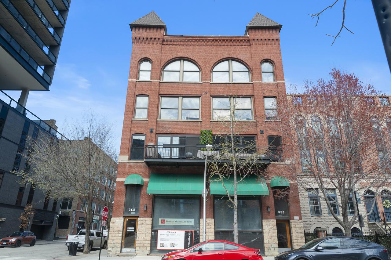 368 W Huron St. #3N, Chicago, IL 60654