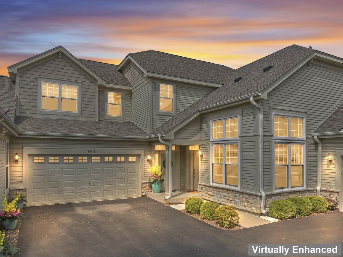 1890 Havenshire Rd., Aurora, IL 60502