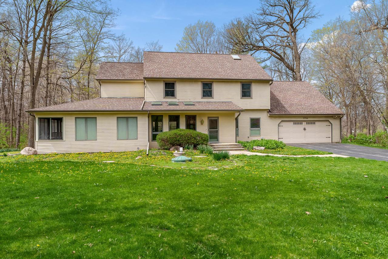 1756 Apaloosa Ct., Rockford, IL 61107