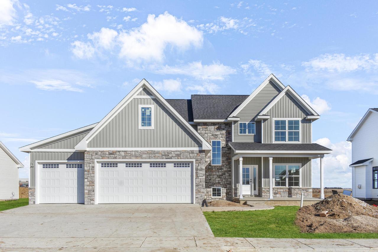 1416 Tinley Ln., Mahomet, IL 61853