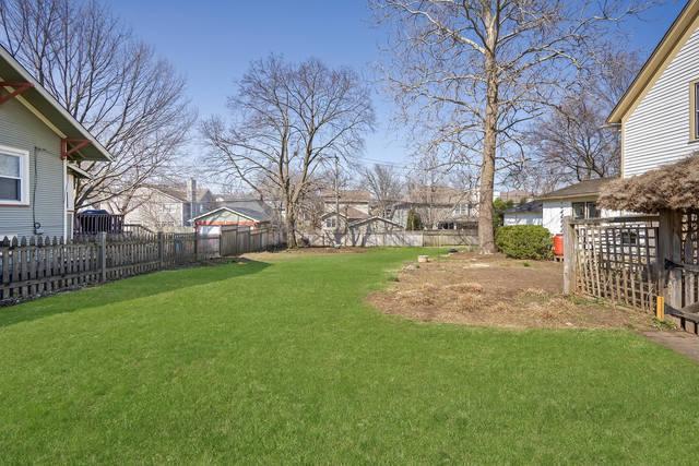 4820 Linscott Ave., Downers Grove, IL 60515