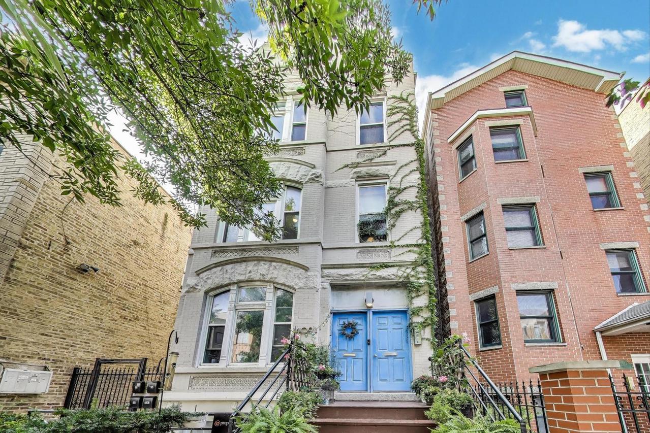 1409 W Superior St. #2R, Chicago, IL 60642