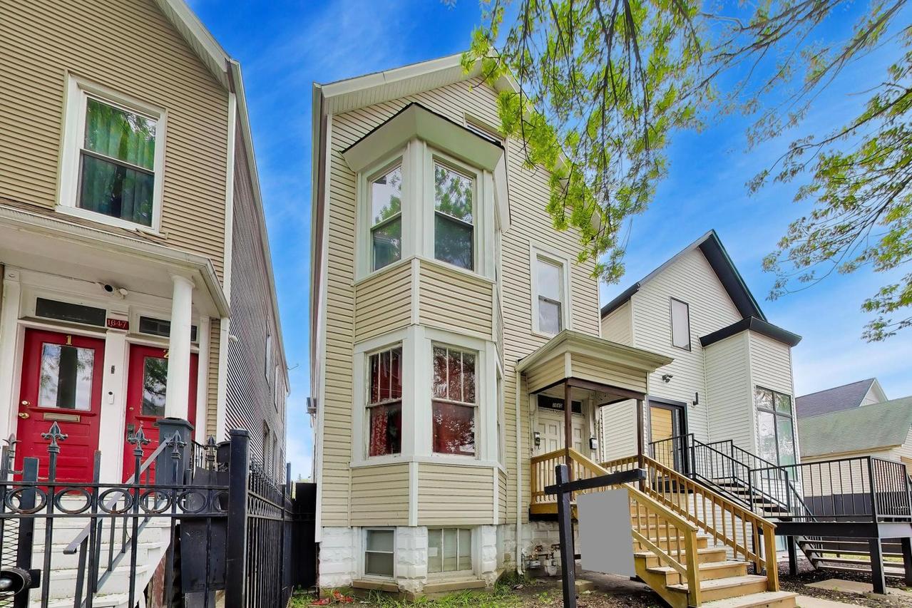 1645 N Central Park Ave., Chicago, IL 60647