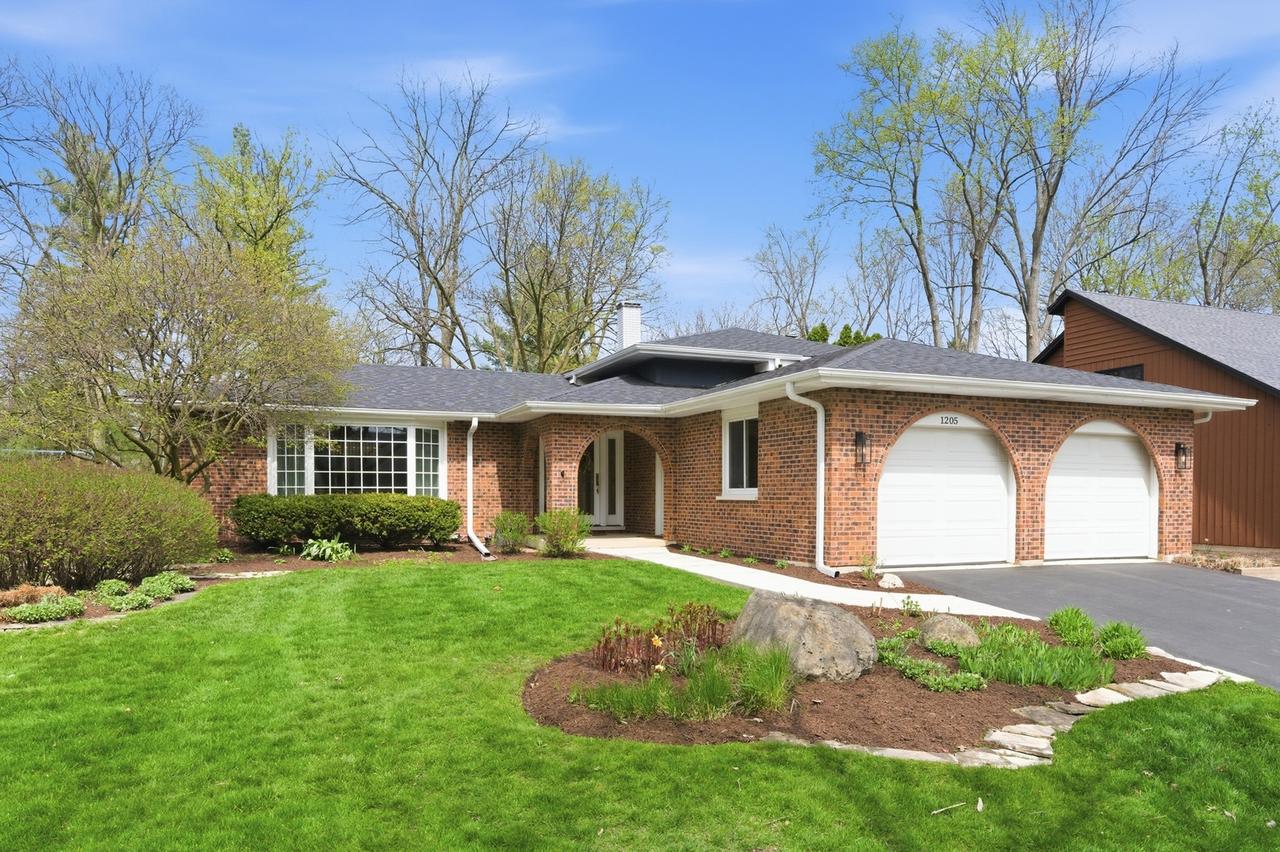 1205 Chateaugay Ave., Naperville, IL 60540