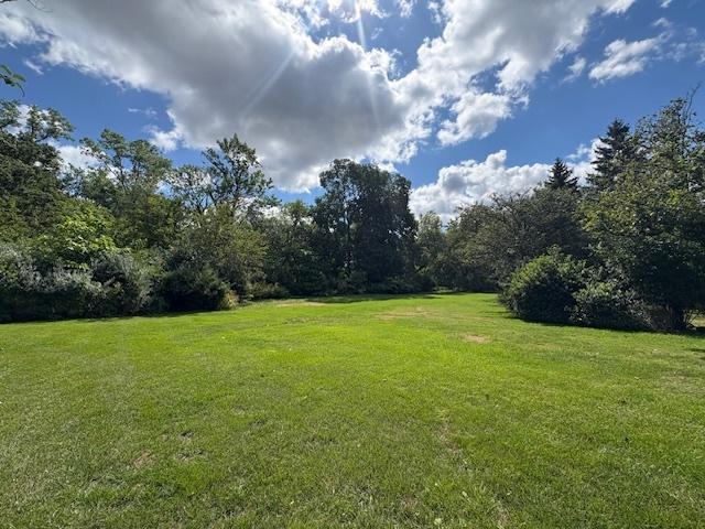 1119 Longvalley Rd., Glenview, IL 60025