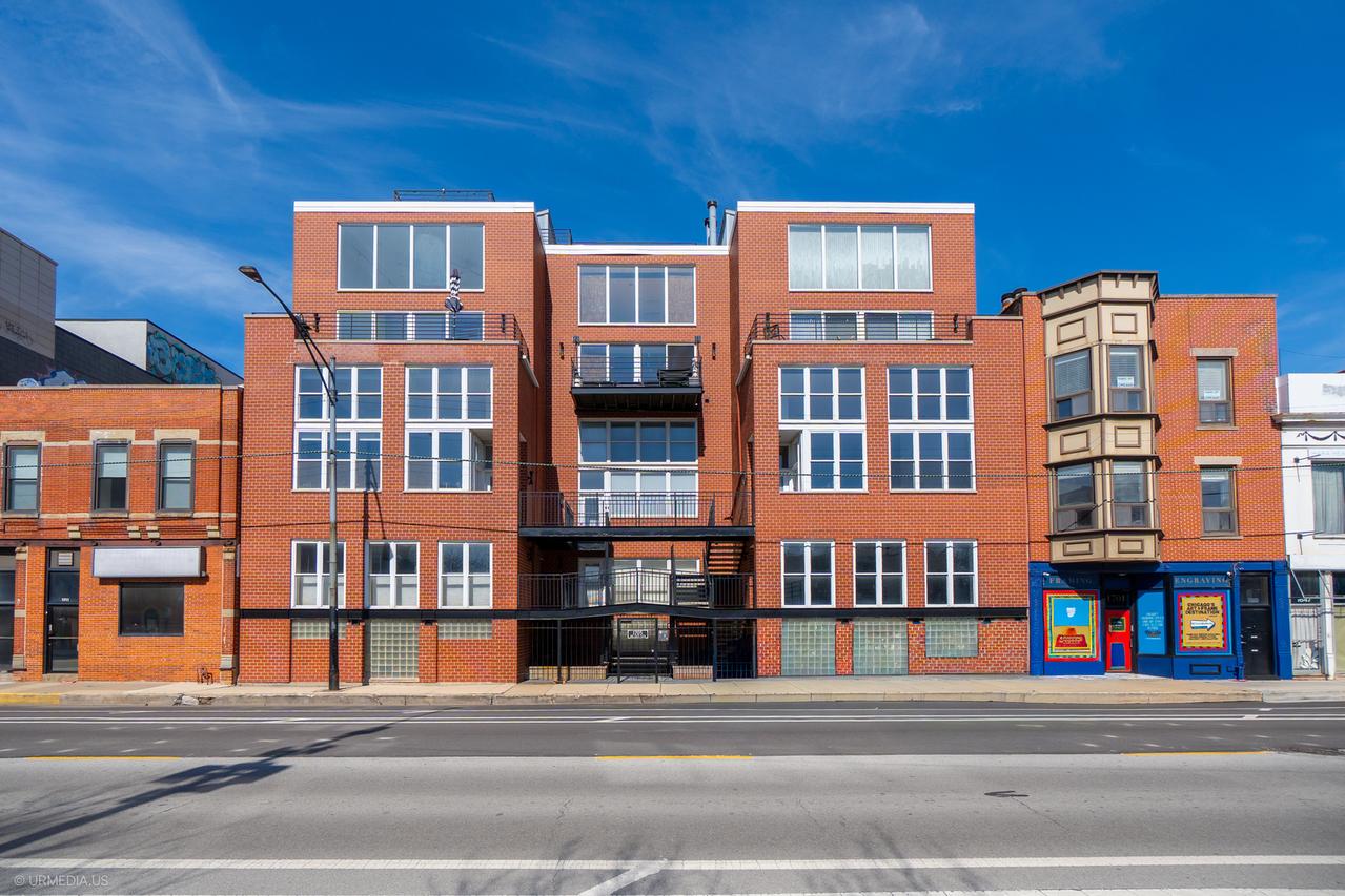 1705 N Clybourn Ave. #E, Chicago, IL 60614