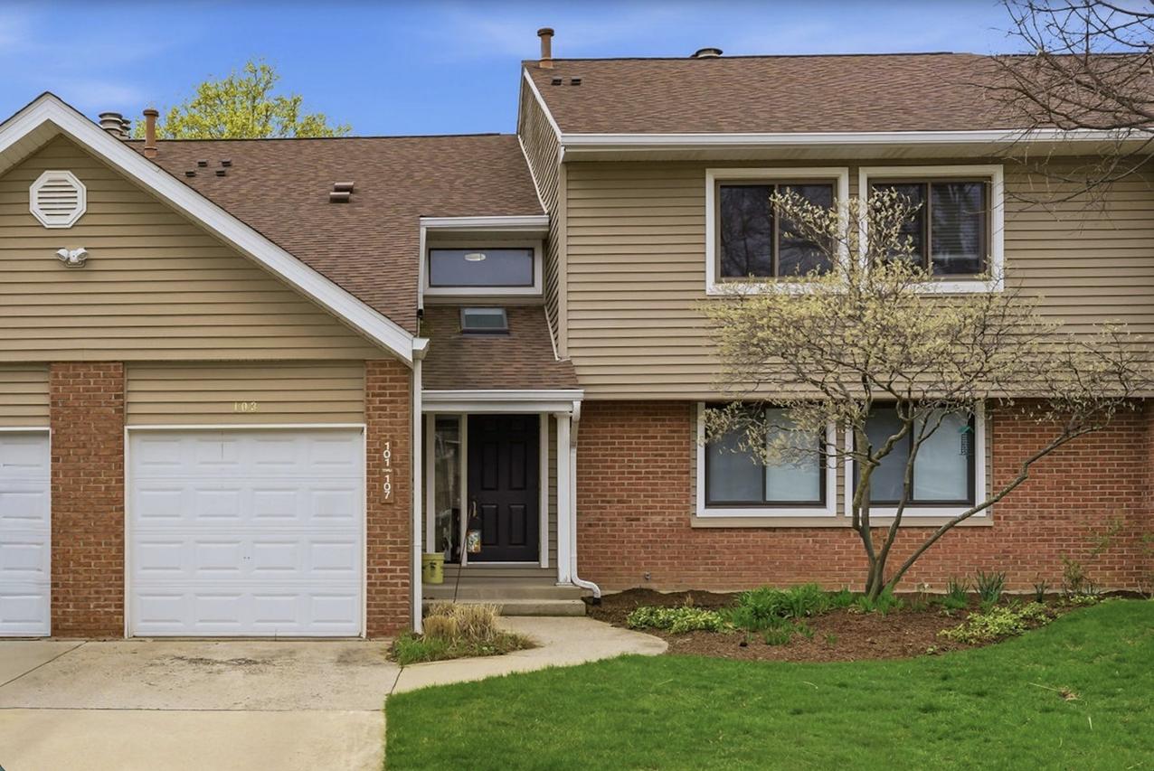 101 Windwood Ct., Buffalo Grove, IL 60089