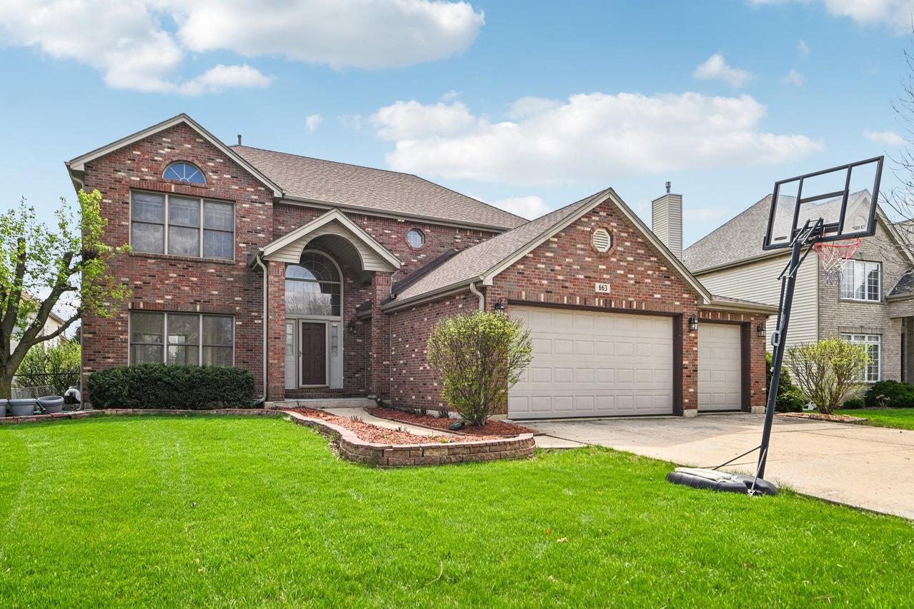 663 Anne Ln., Bolingbrook, IL 60440