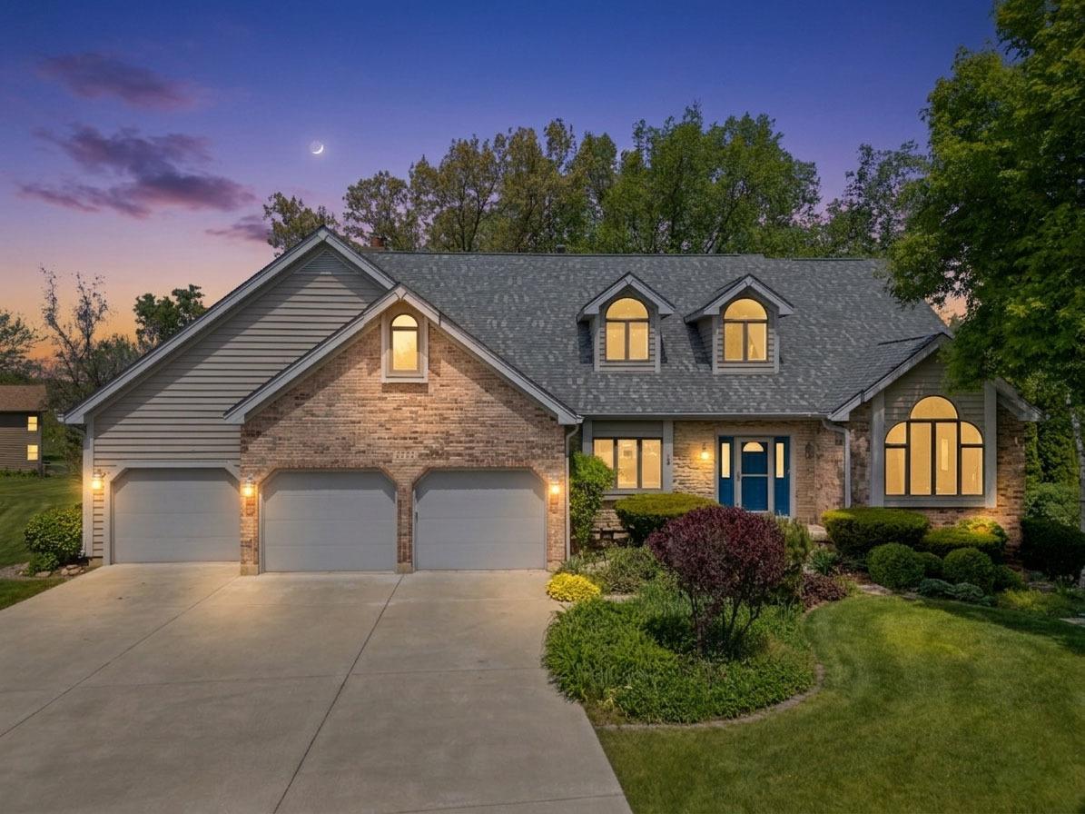 2772 Glendower Ter., Elgin, IL 60124