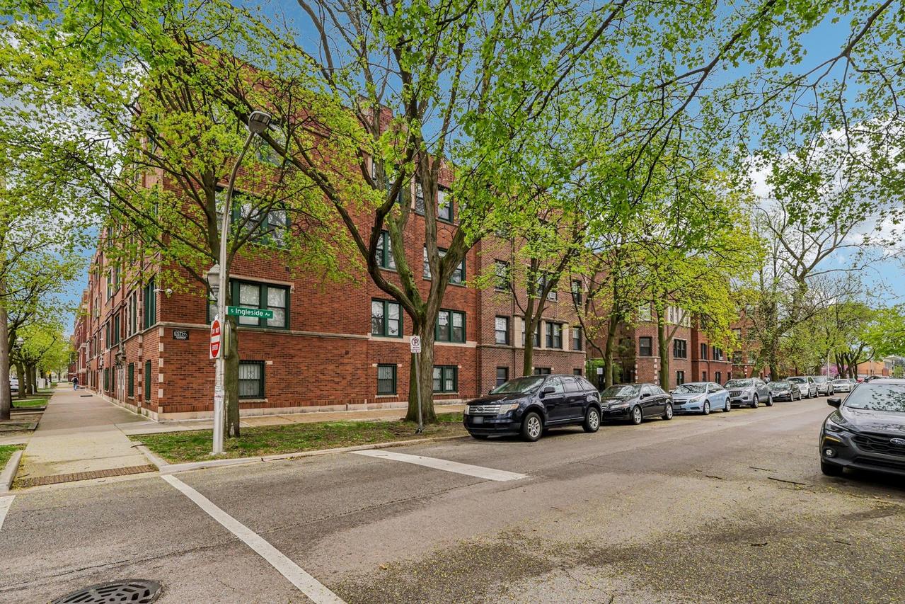 5471 S Ingleside Ave. #1E, Chicago, IL 60615