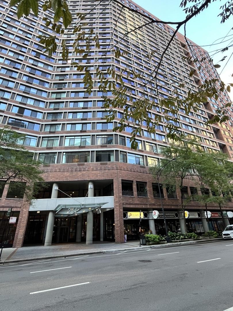 211 E Ohio St. #VALET-109, Chicago, IL 60611