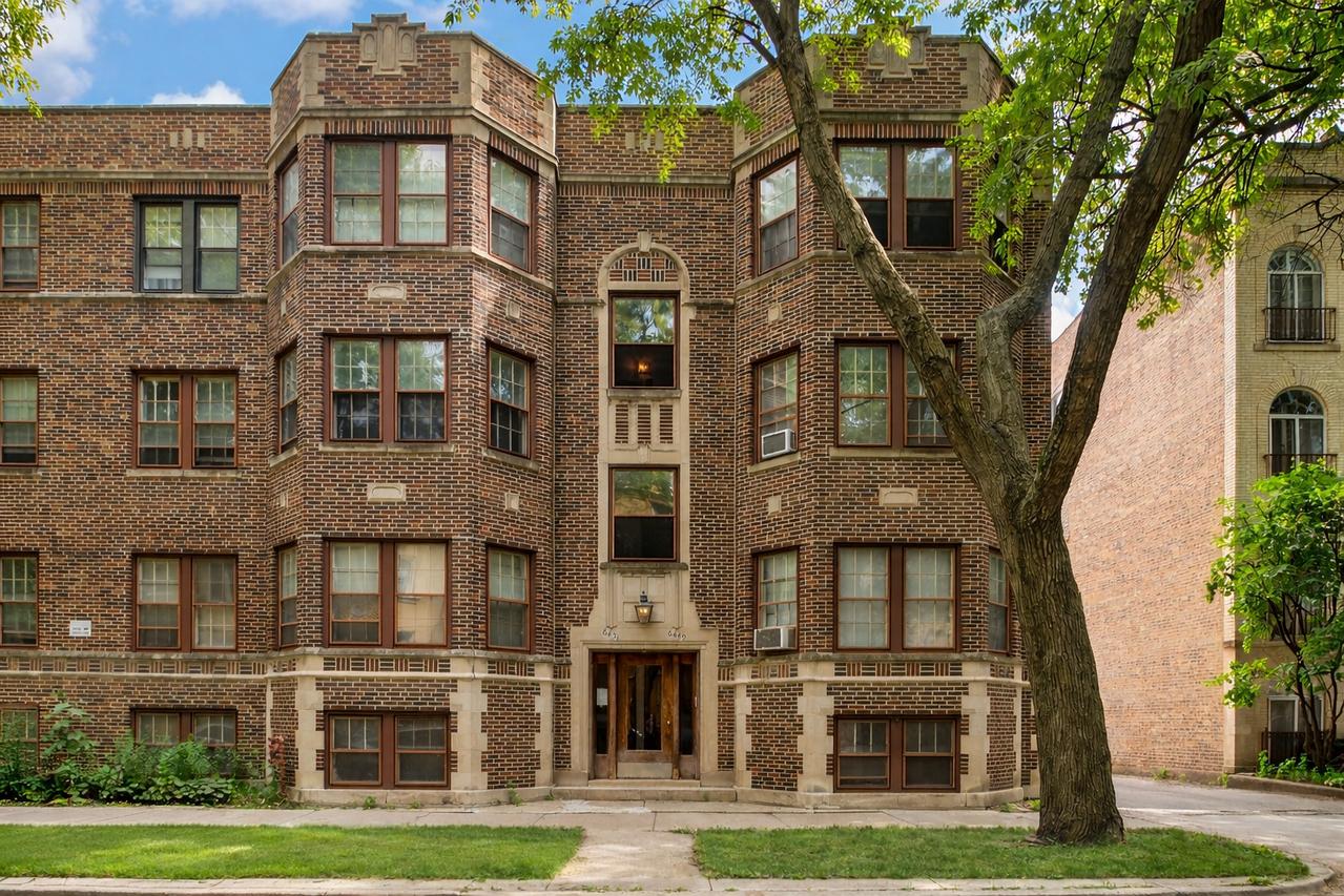 6449 N Bell Ave. #2S, Chicago, IL 60645