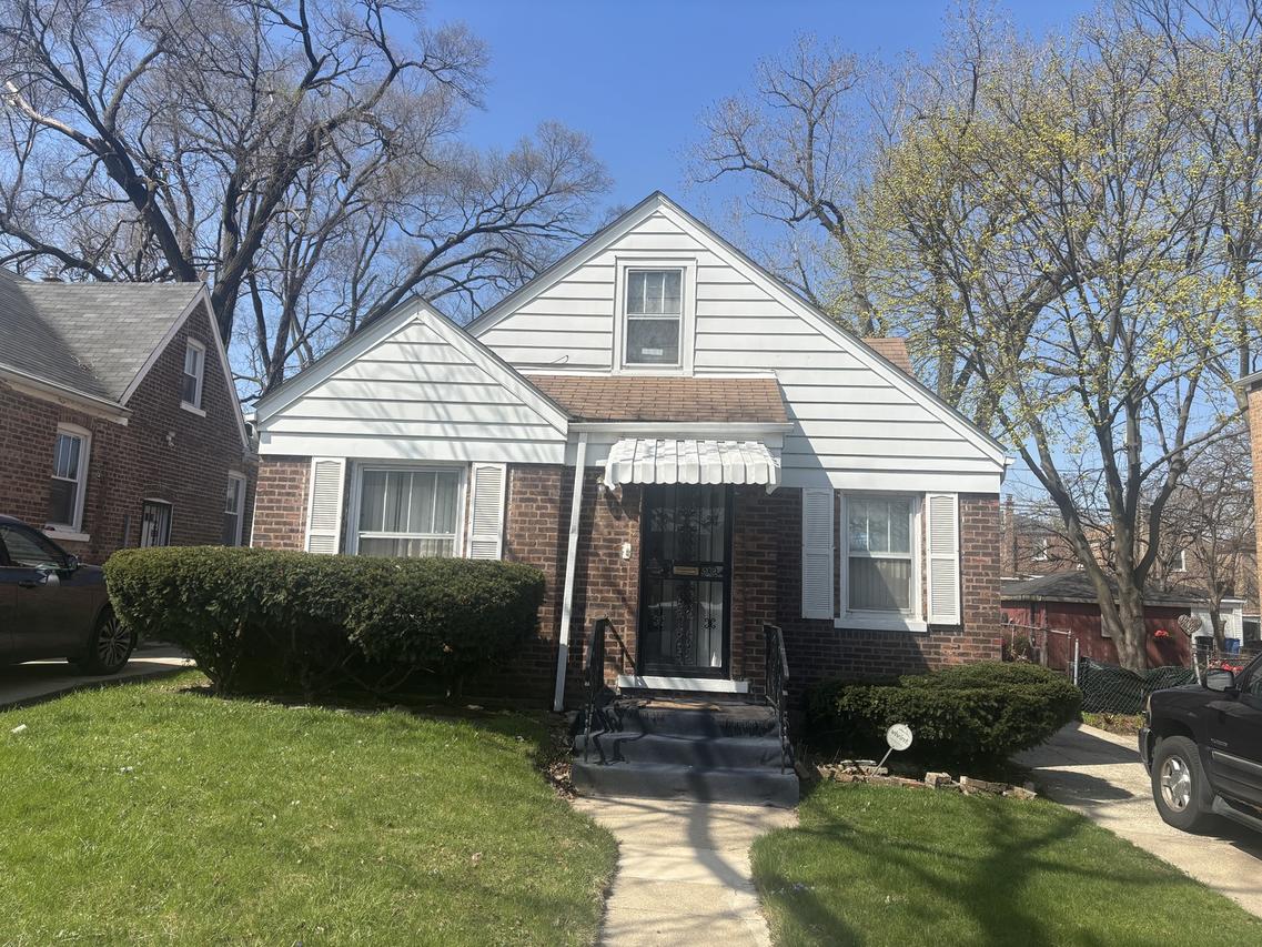 9738 S Greenwood Ave., Chicago, IL 60628