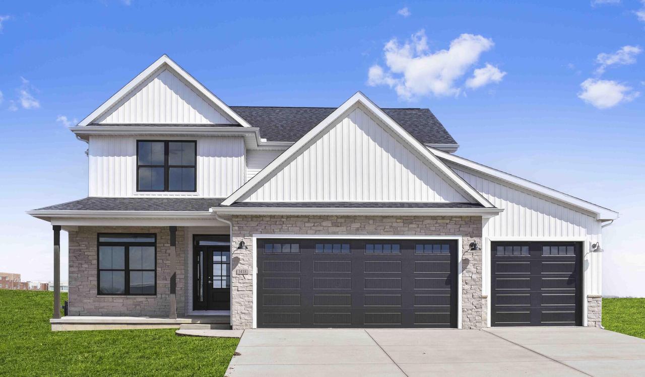 1418 Tinley Ln., Mahomet, IL 61853