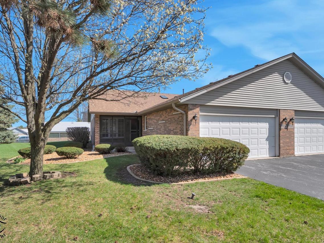 5014 W Circle Pl., Crestwood, IL 60418