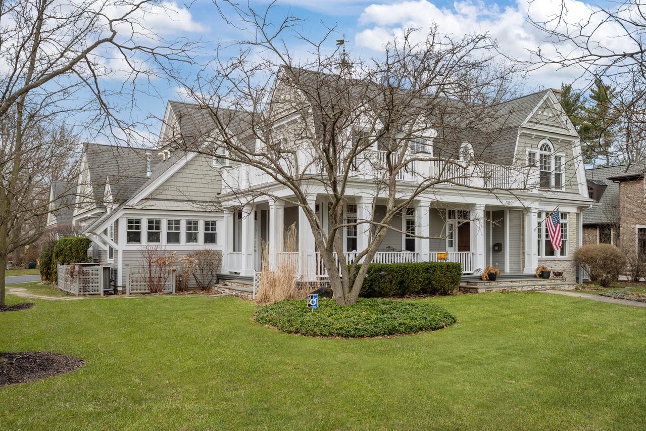 780 Prairie Rd., Glencoe, IL 60022