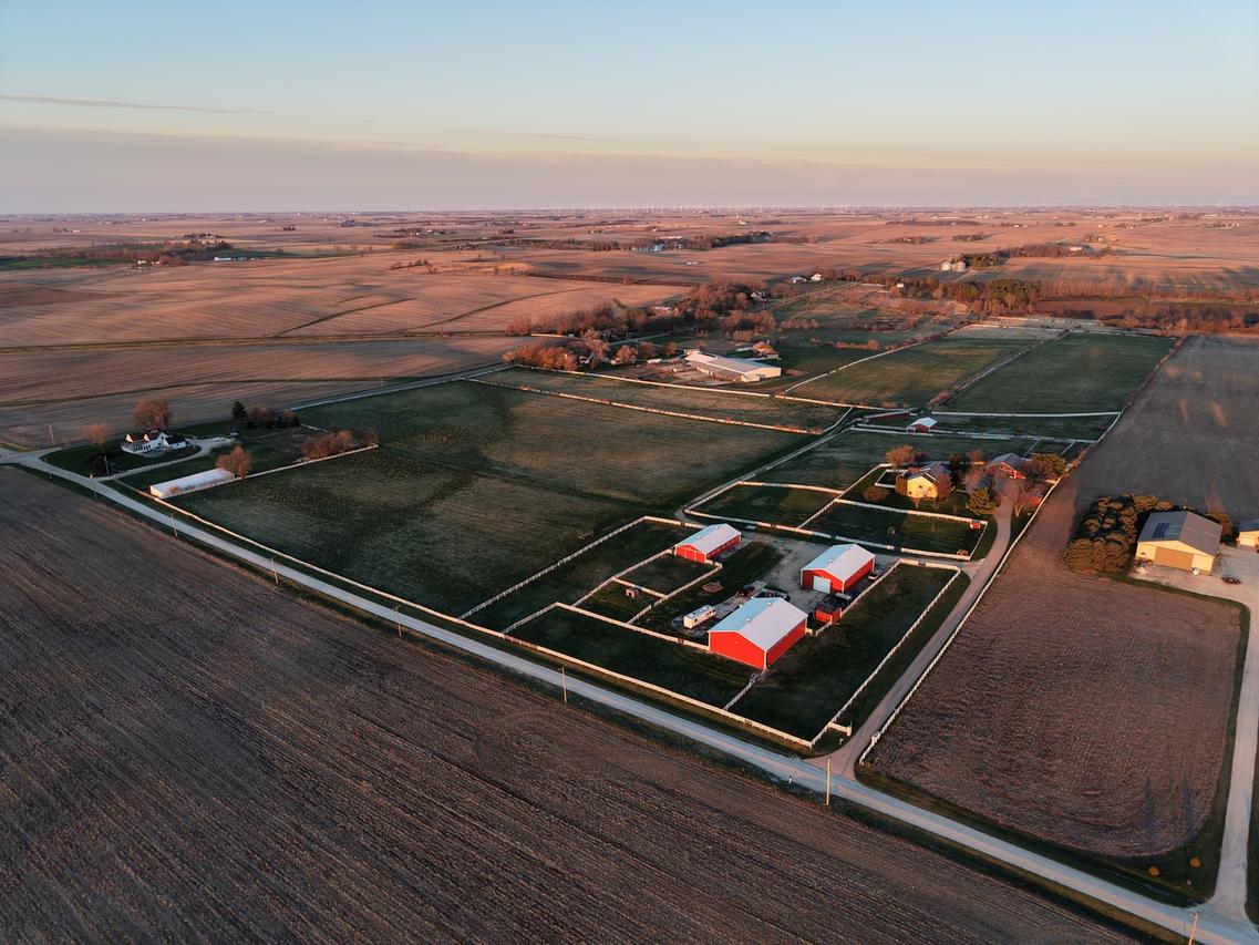 17207 Chase Rd., Dekalb, IL 60115