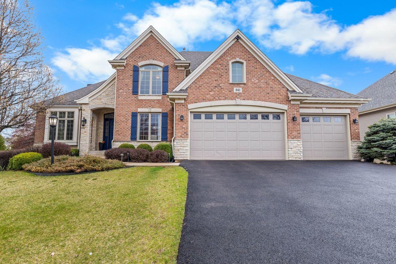 941 Tivoli Dr., Rockford, IL 61114