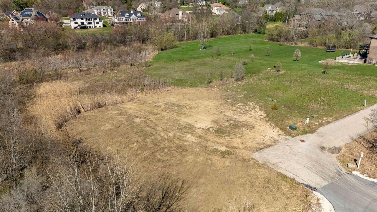 10932 W 151st St., Orland Park, IL 60467