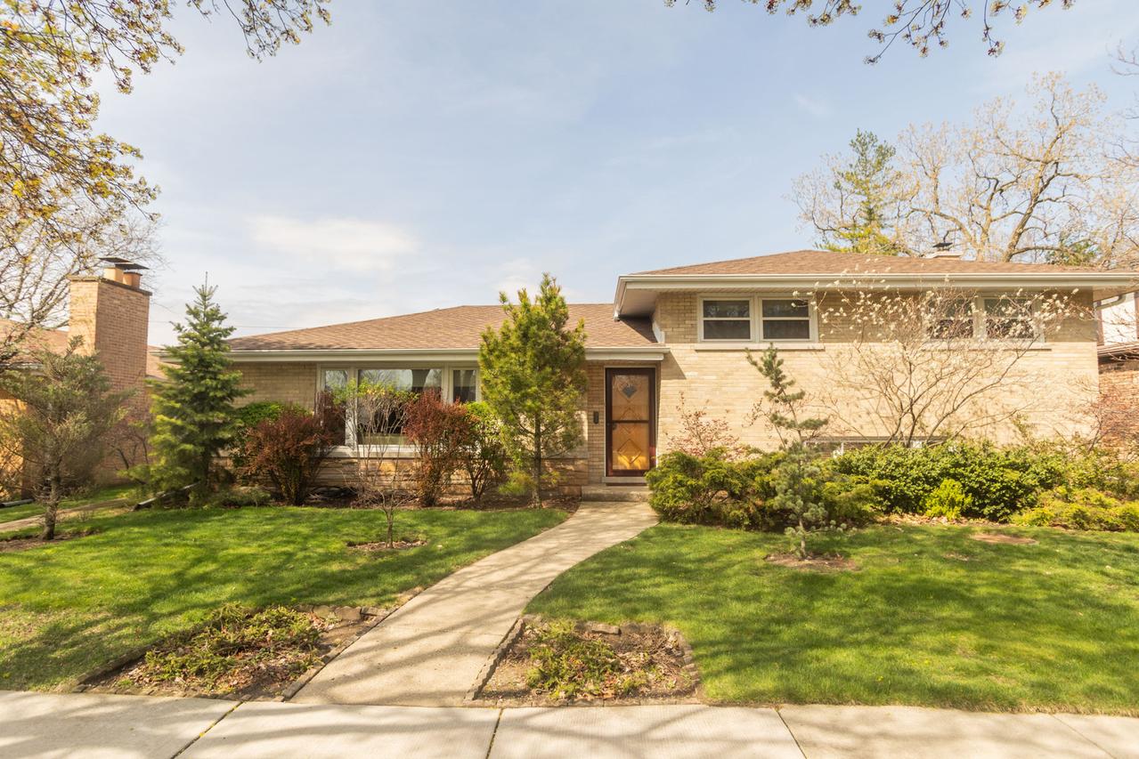 7650 Kenton Ave., Skokie, IL 60076