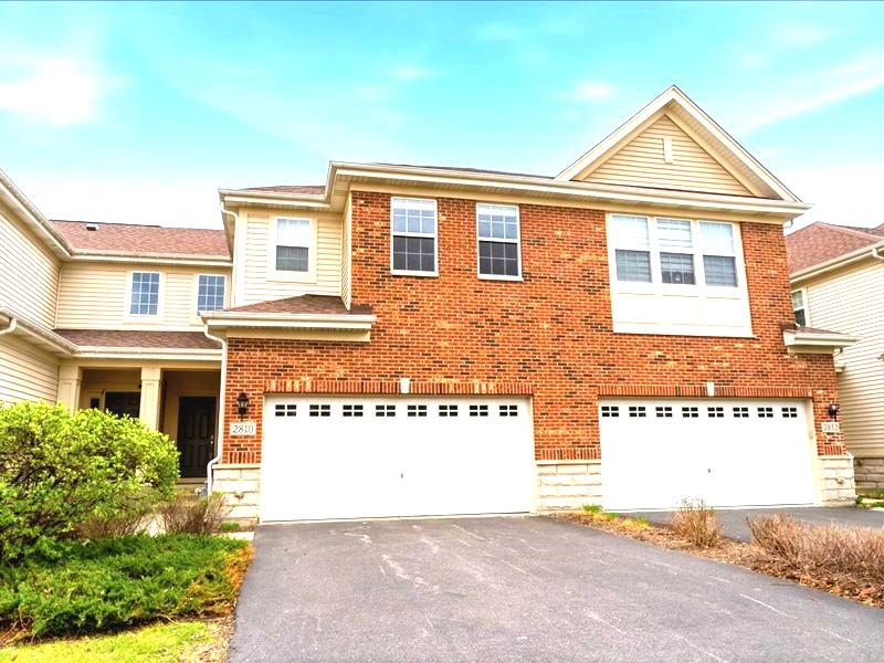 2810 Henley Ln., Naperville, IL 60540