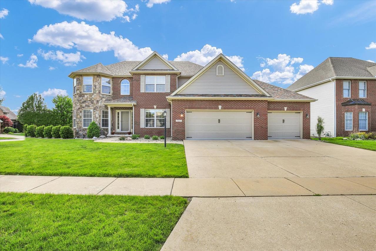 1821 Benodot St., Champaign, IL 61822