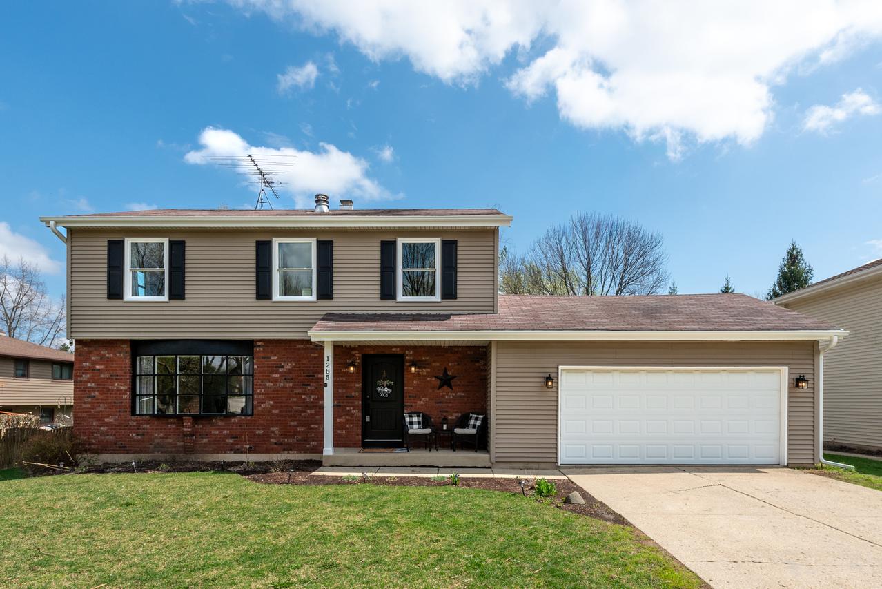 1285 N Lyle Ave., Elgin, IL 60123