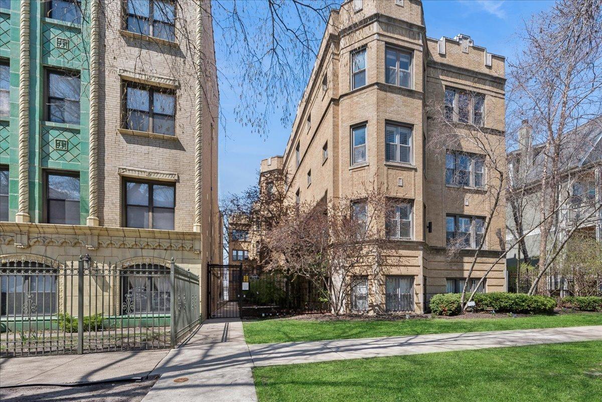 4446 N Wolcott Ave. #1B, Chicago, IL 60640