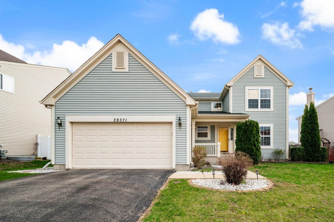 39371 Crofton Ln., Beach Park, IL 60083