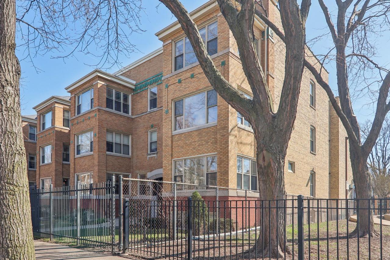4445 N Magnolia Ave. #3, Chicago, IL 60640