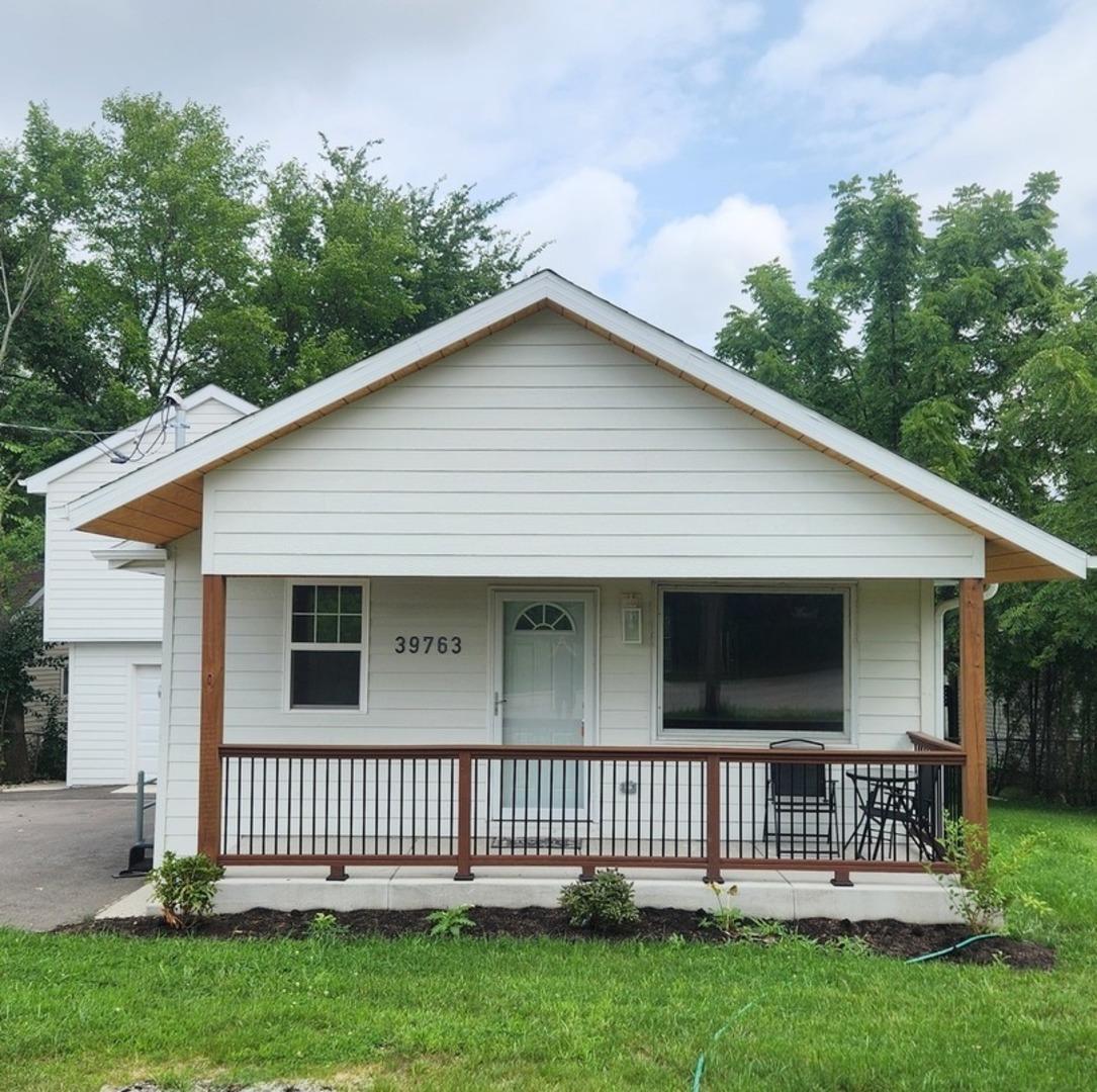 39763 N Rena Ave., Antioch, IL 60002