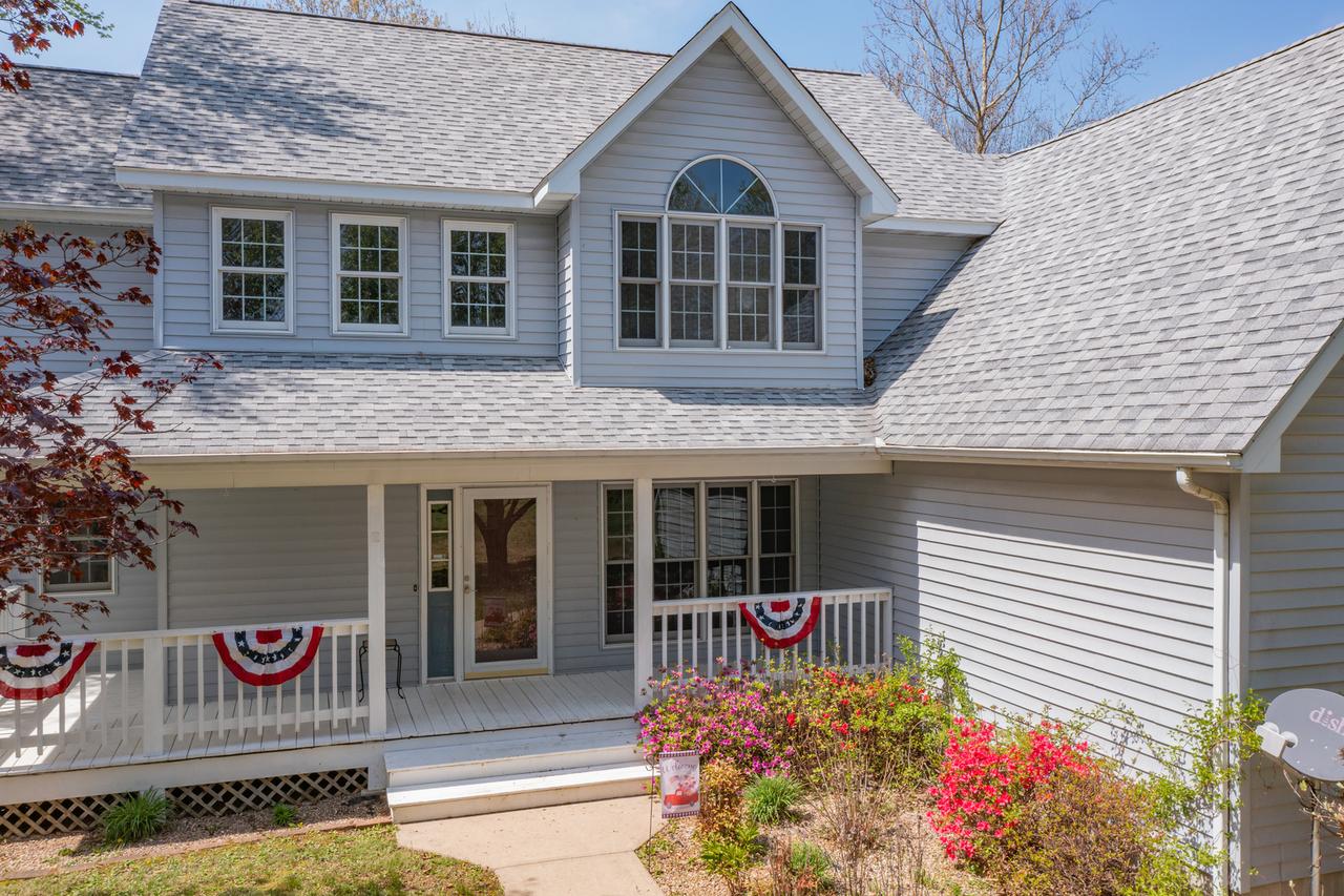 18749 N Tolle Ln., Mt Vernon, IL 62864