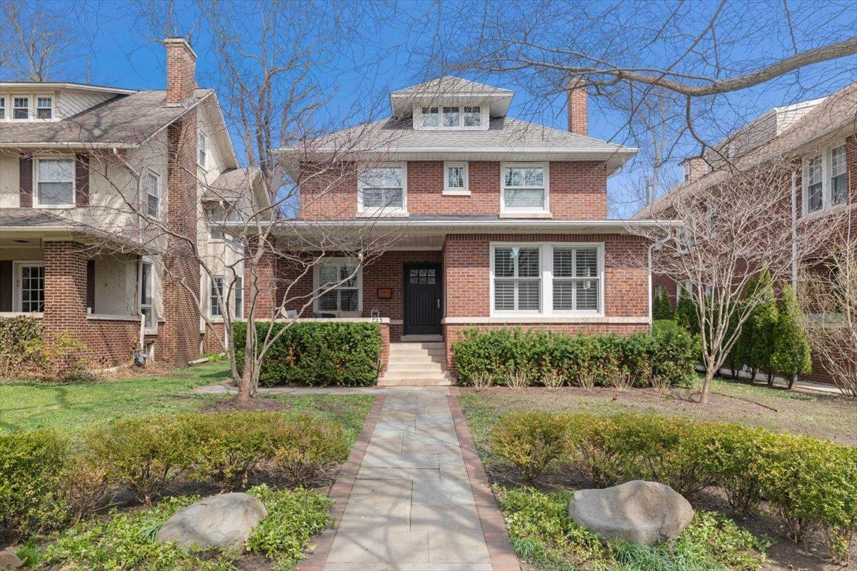 723 Lincoln St., Evanston, IL 60201