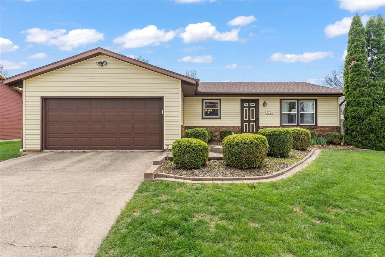 2701 Hathaway Dr., Champaign, IL 61821