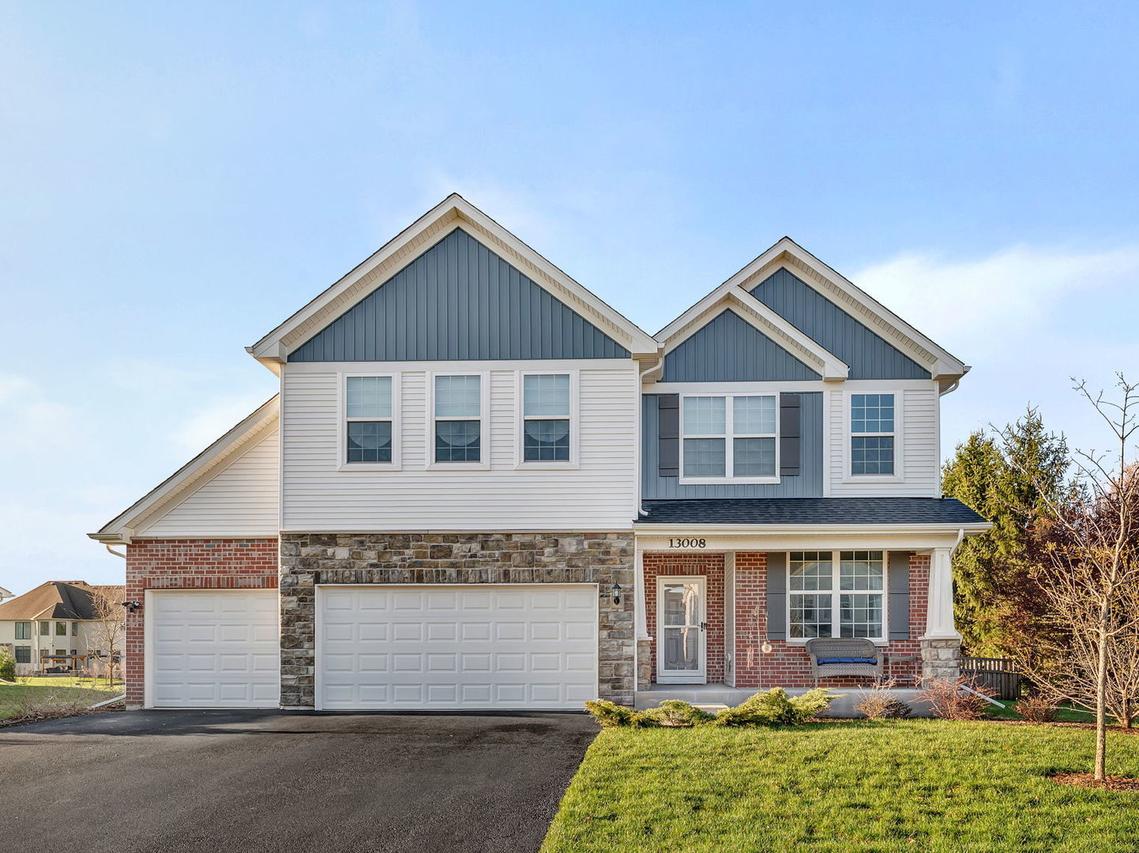 13008 Timber Wood Cir., Plainfield, IL 60585