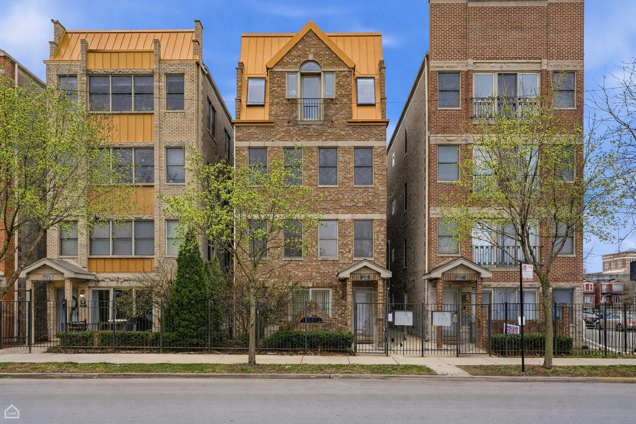 2455 W Harrison St. #2, Chicago, IL 60612