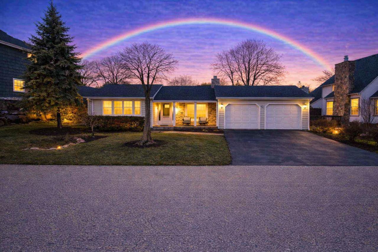 649 Wilbur Ct., Gurnee, IL 60031