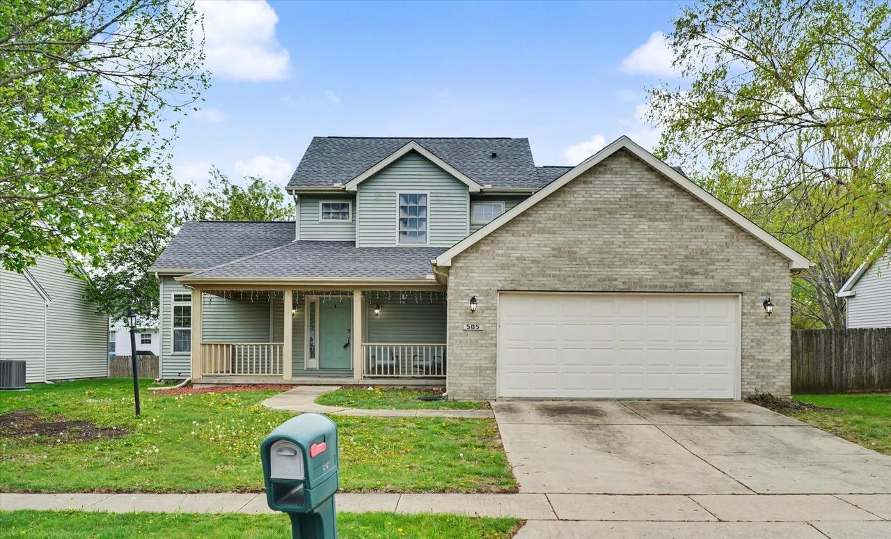 505 E Tomaras Ave., Savoy, IL 61874