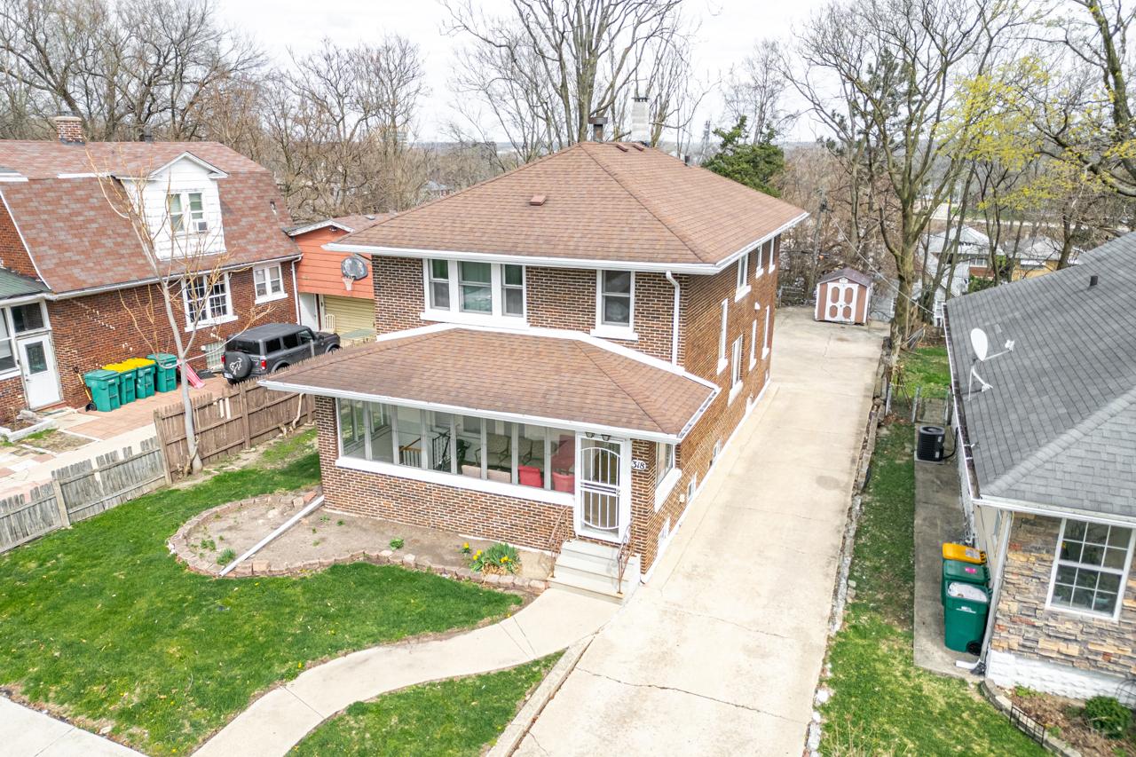 318 Dewey St., Joliet, IL 60436