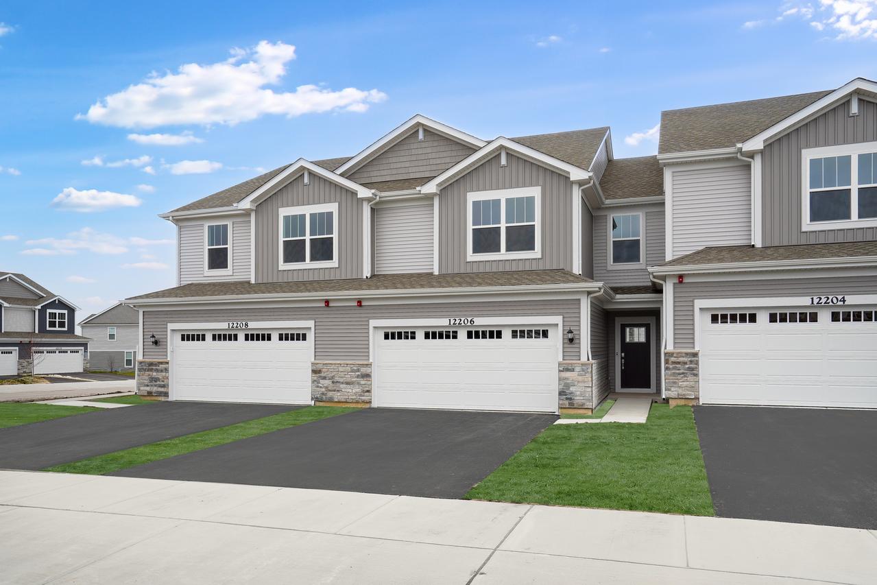 12206 Dodwell St., Huntley, IL 60142