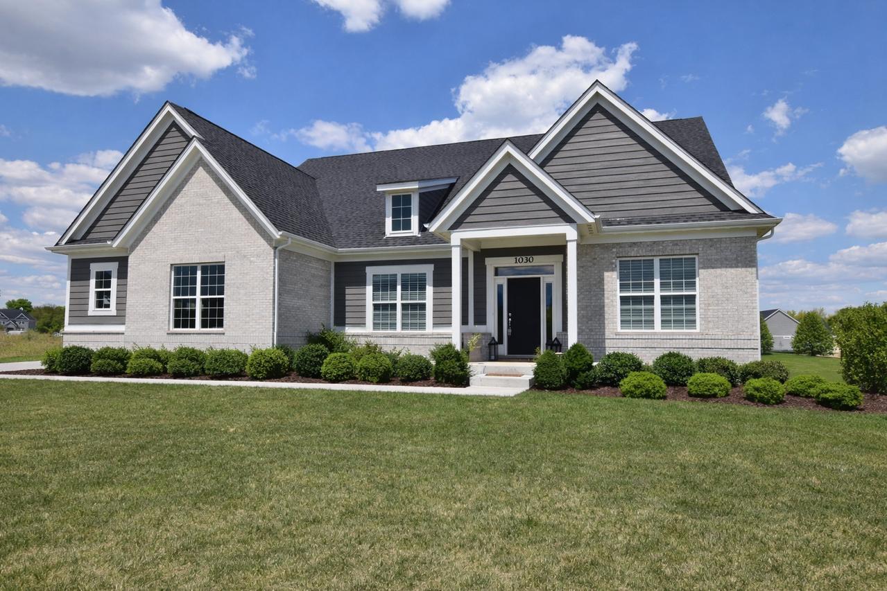 1030 Hilldale Dr., St. Charles, IL 60175