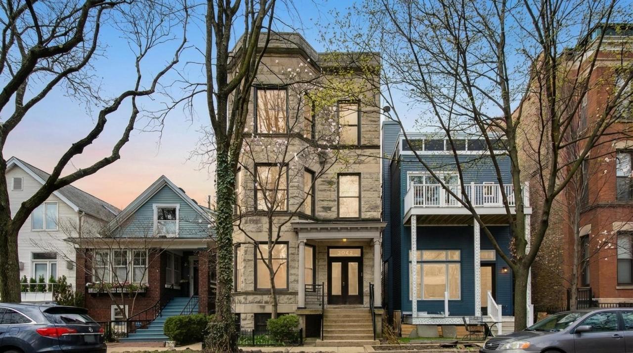 3042 N Clifton Ave. #3, Chicago, IL 60657