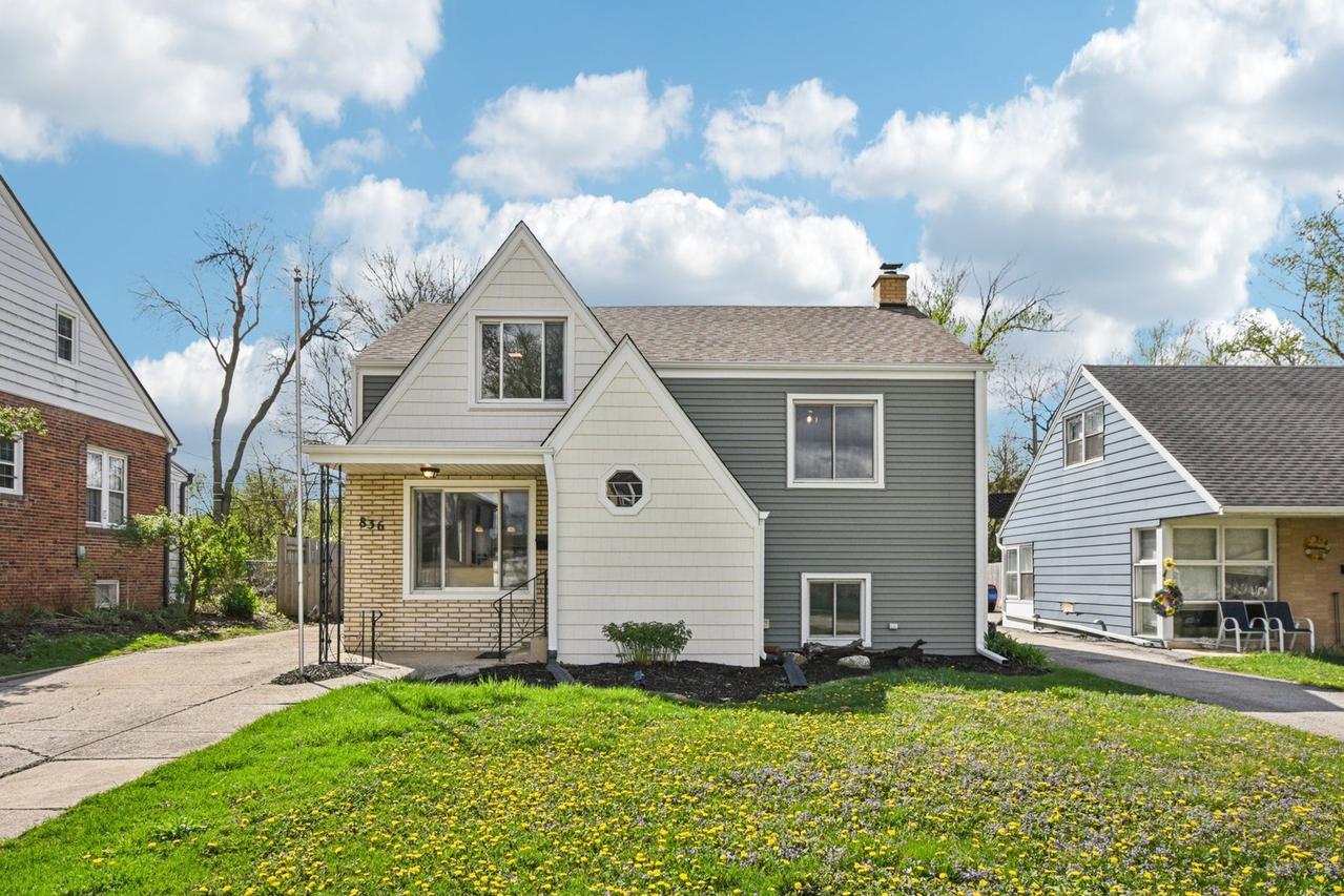 836 S Michigan Ave., Villa Park, IL 60181