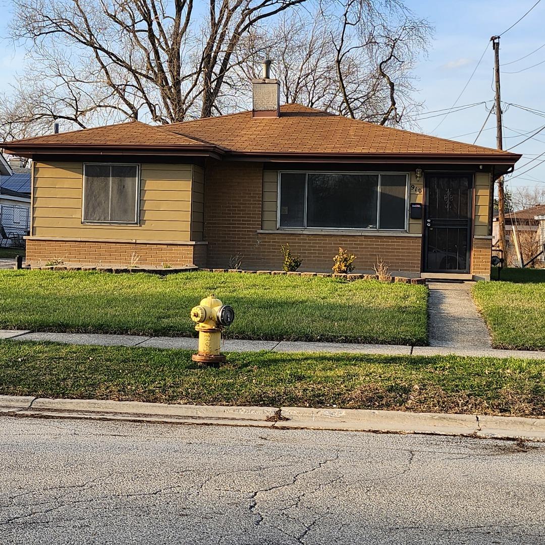 910 163rd St., Calumet City, IL 60409