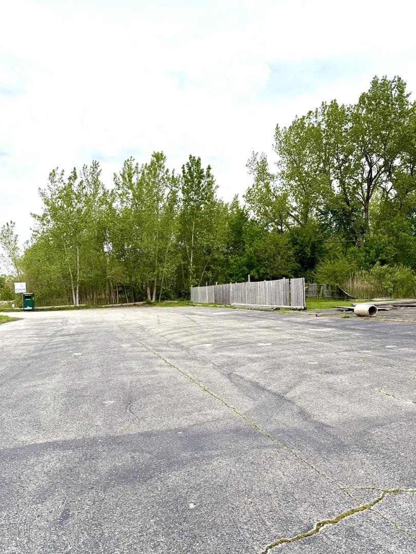 23962 Stripmine Rd., Wilmington, IL 60481