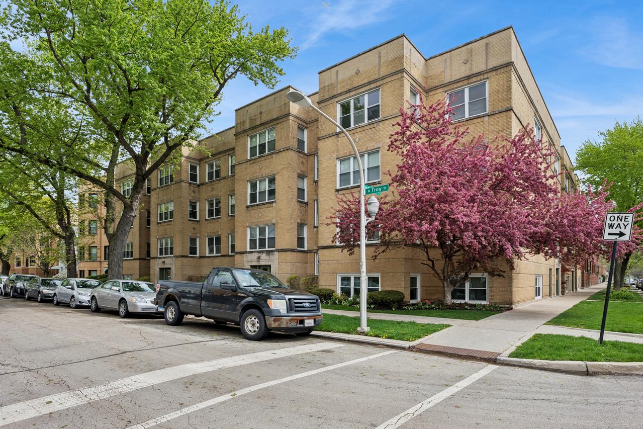 4309 N Troy St. #2, Chicago, IL 60618
