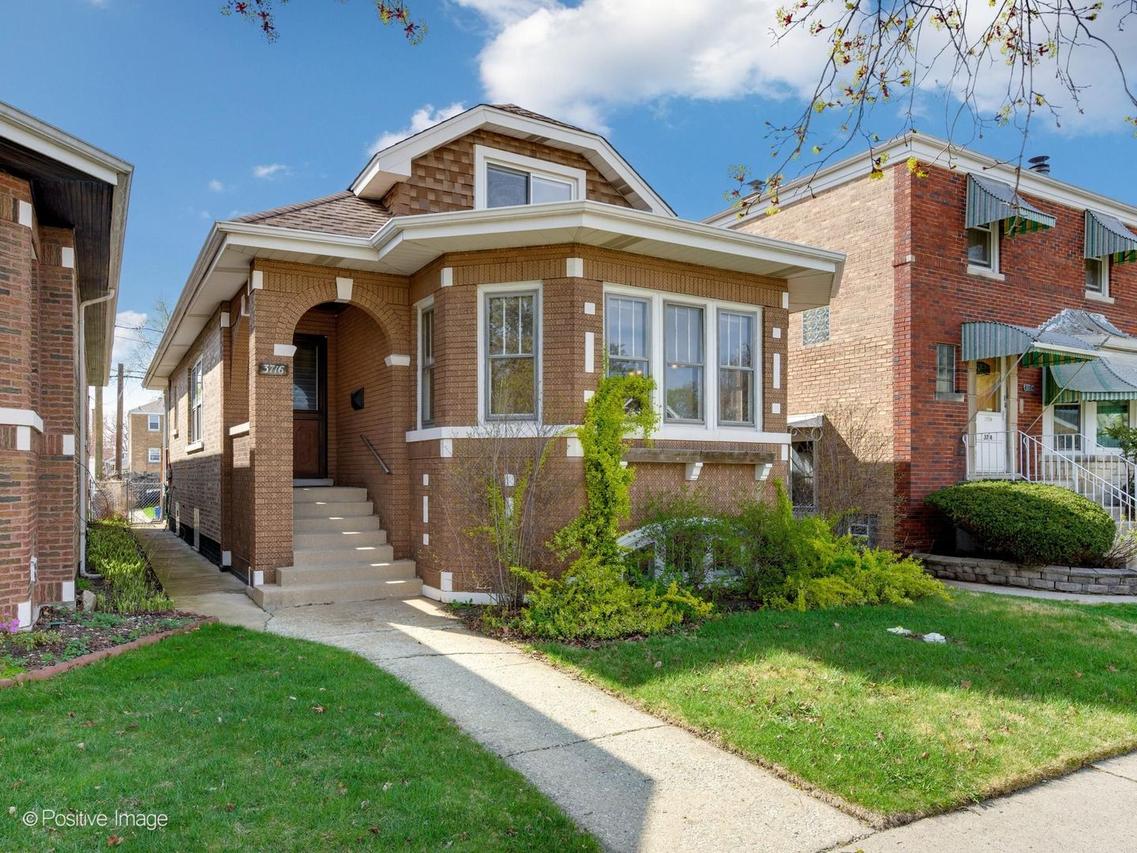 3716 Euclid Ave., Berwyn, IL 60402