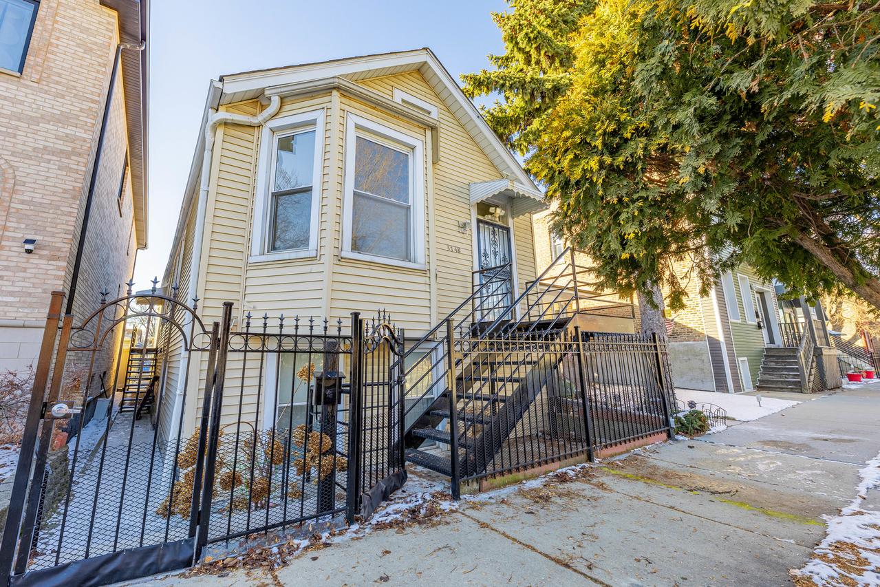 3748 S Parnell Ave., Chicago, IL 60609