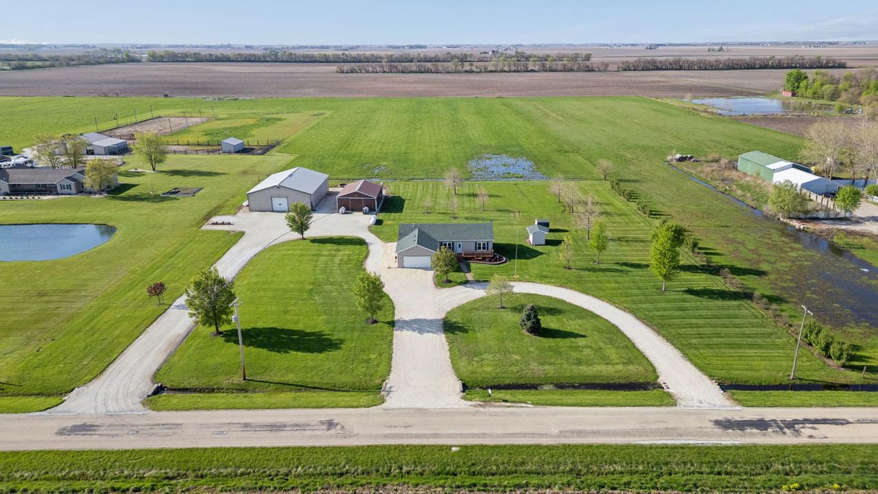 15334 W 3000n Rd., Essex, IL 60935