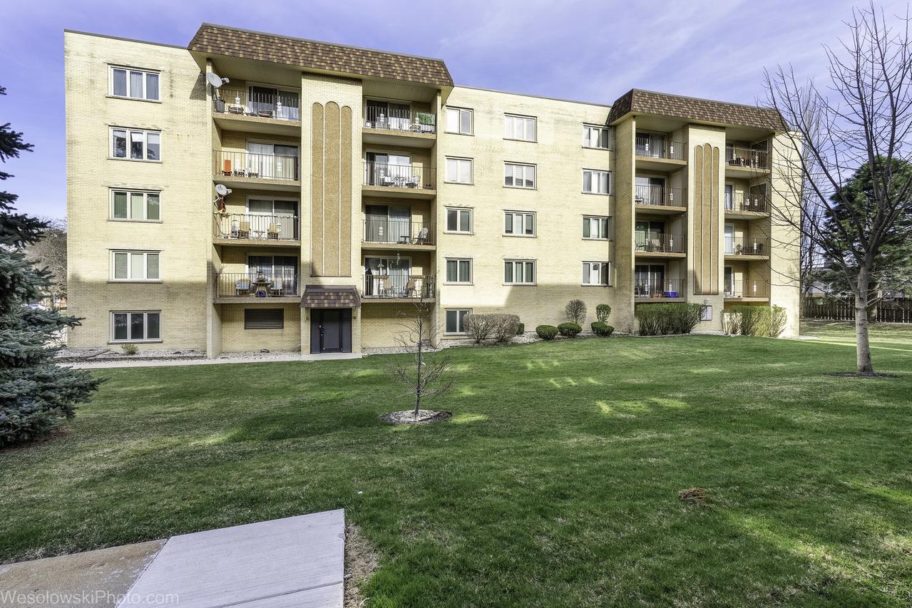 4106 N Narragansett Ave. #208, Chicago, IL 60634